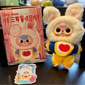 Brand new Baby Three Children Wonderland Confirmed White Rabbit